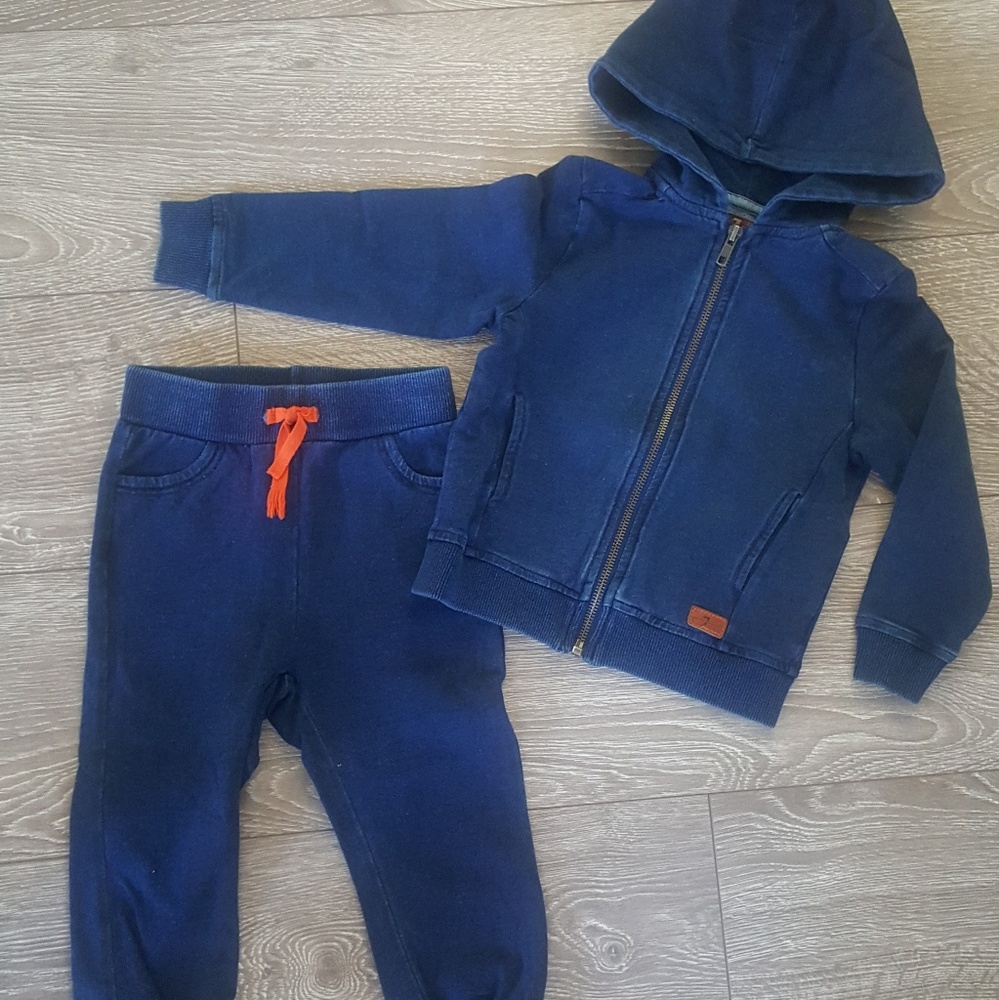 Boys hoodie + pants set 24mos